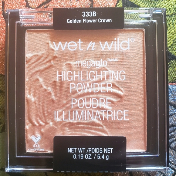 Wet N Wild Golden Flower Crown Highlighter - Picture 1 of 2